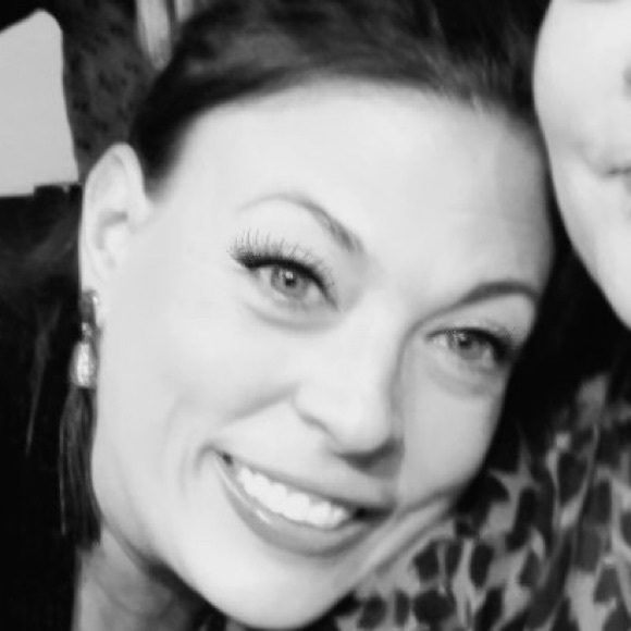 Meet your Posher, Lauren - Picture 1 of 1